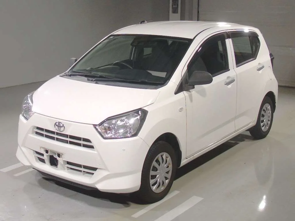 Toyota Pixis Epoch LA350A 2021